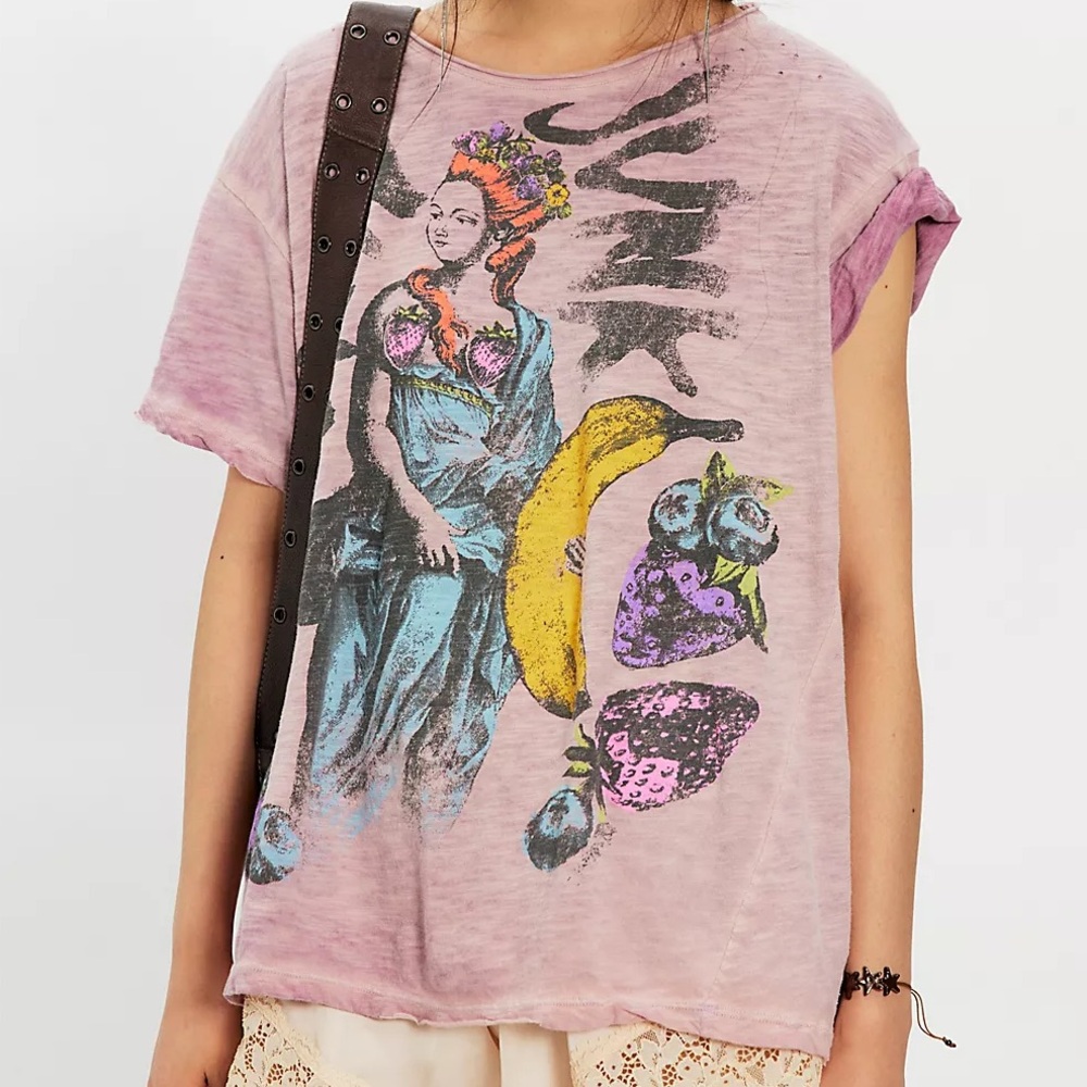 Magnolia Pearl Lavender Artistic Short Sleeve Tee